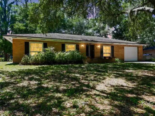 Listing Photo 7