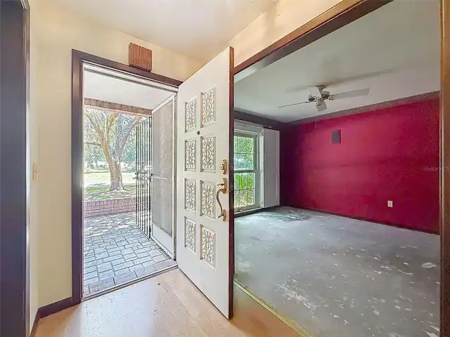 Listing Photo 16