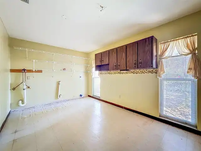 Listing Photo 35