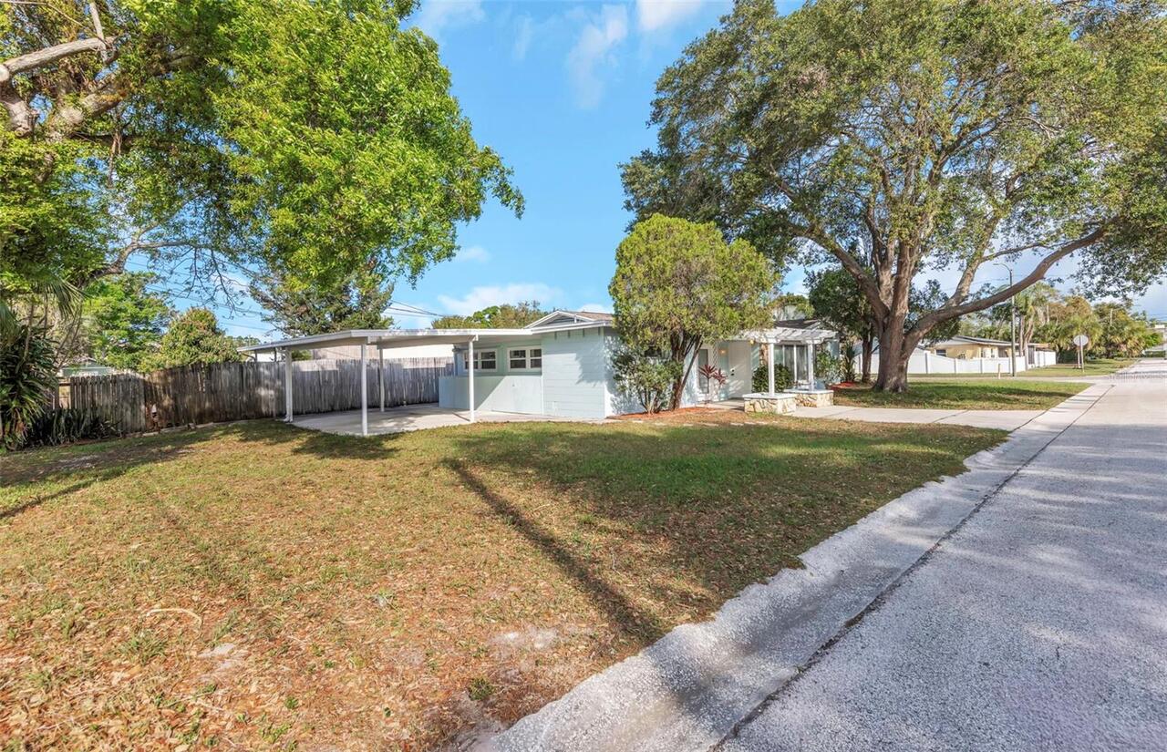 Listing Photo 37