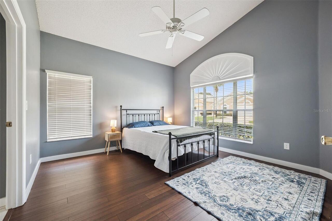 Listing Photo 17