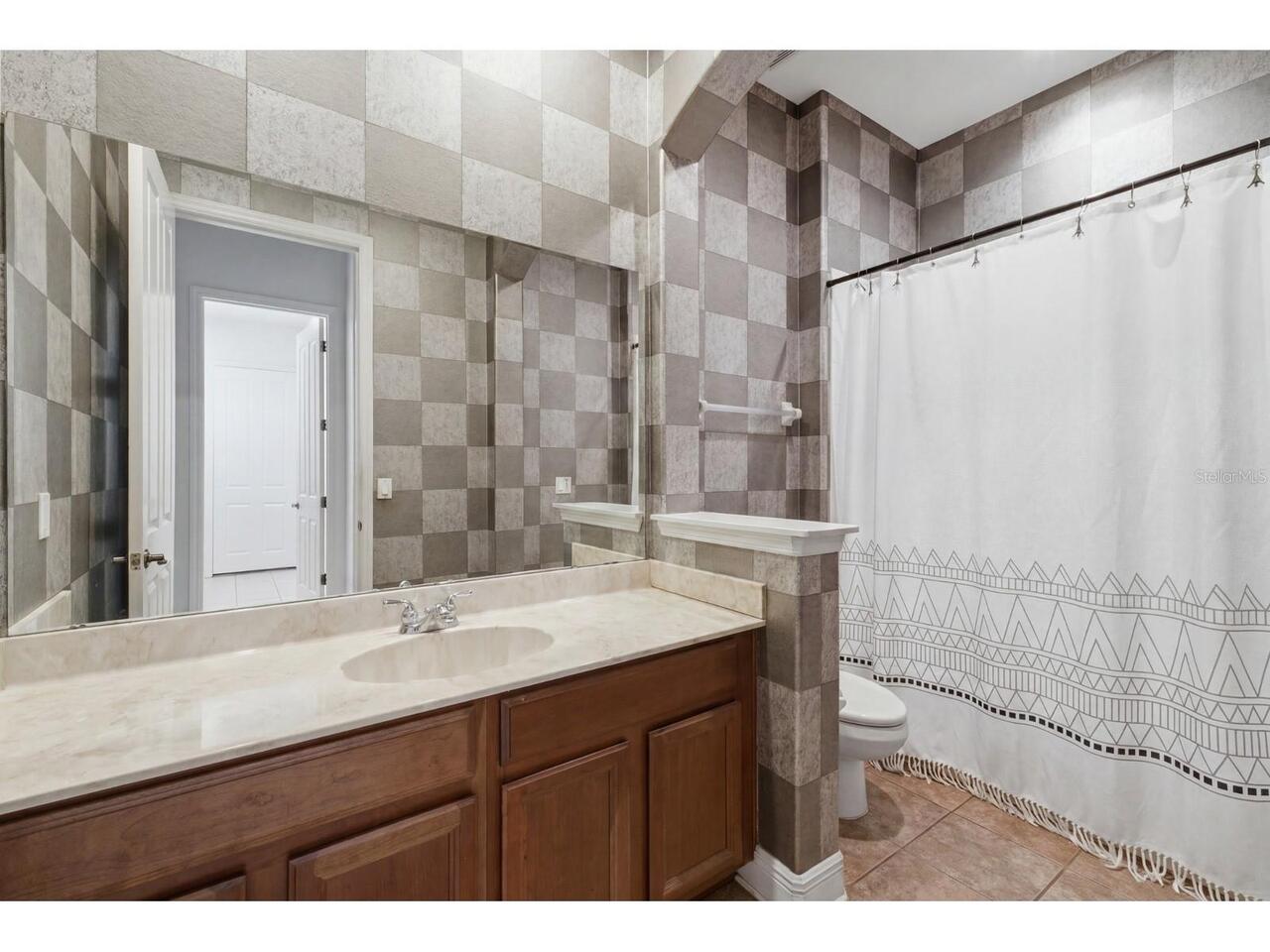 Listing Photo 26