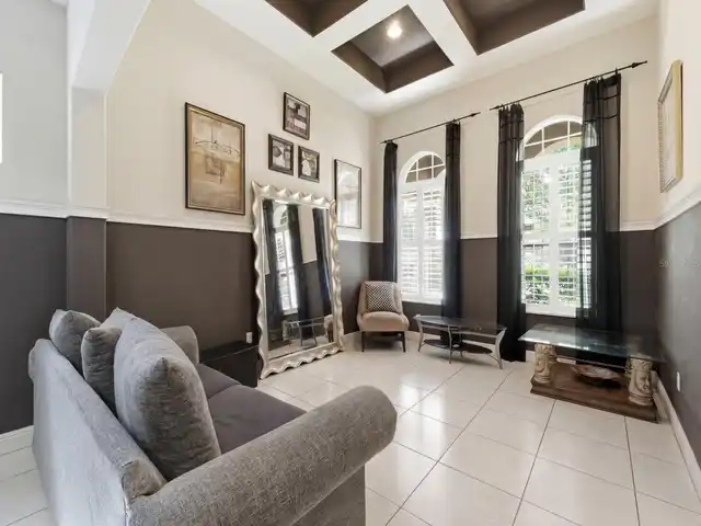Listing Photo 7