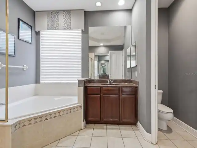 Listing Photo 22