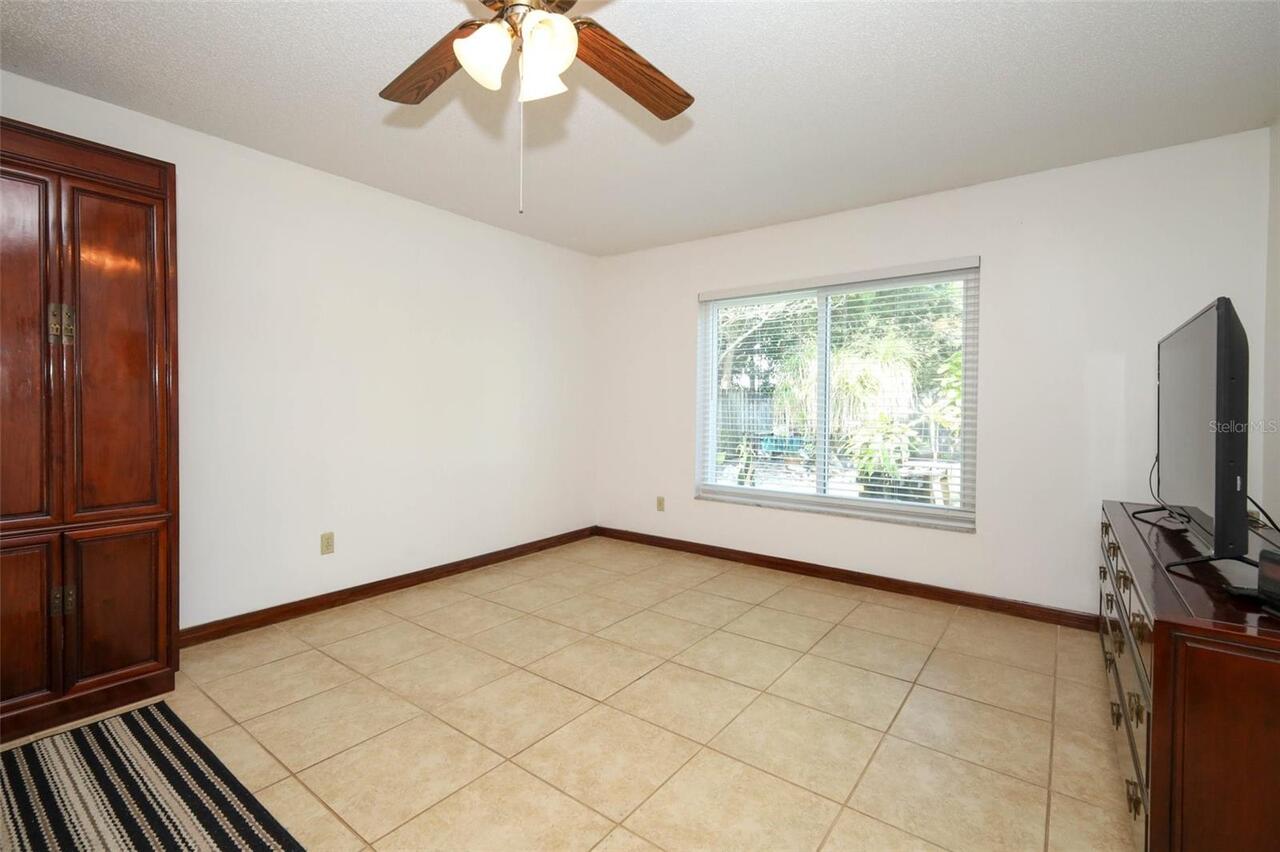 Listing Photo 26