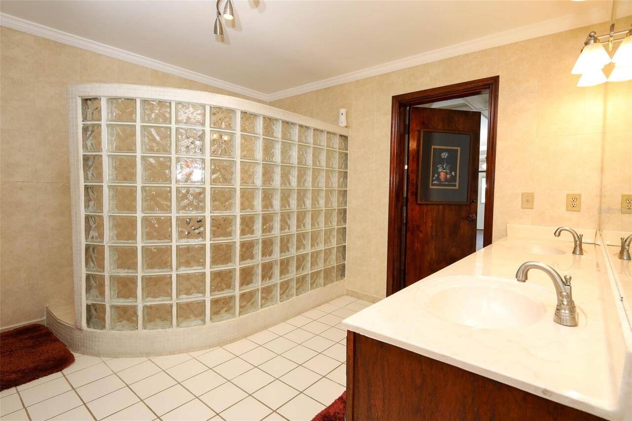 Listing Photo 29