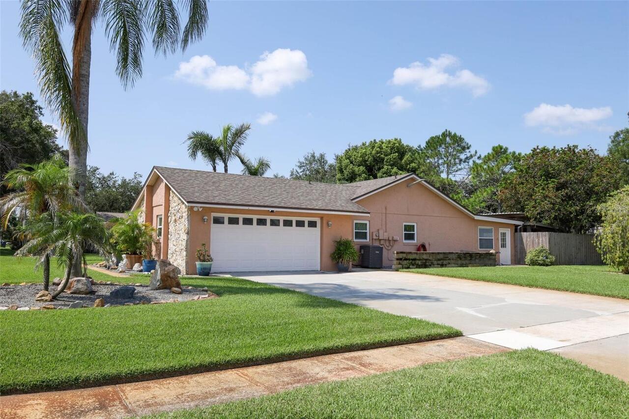 Listing Photo 12