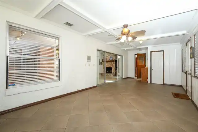 Listing Photo 32