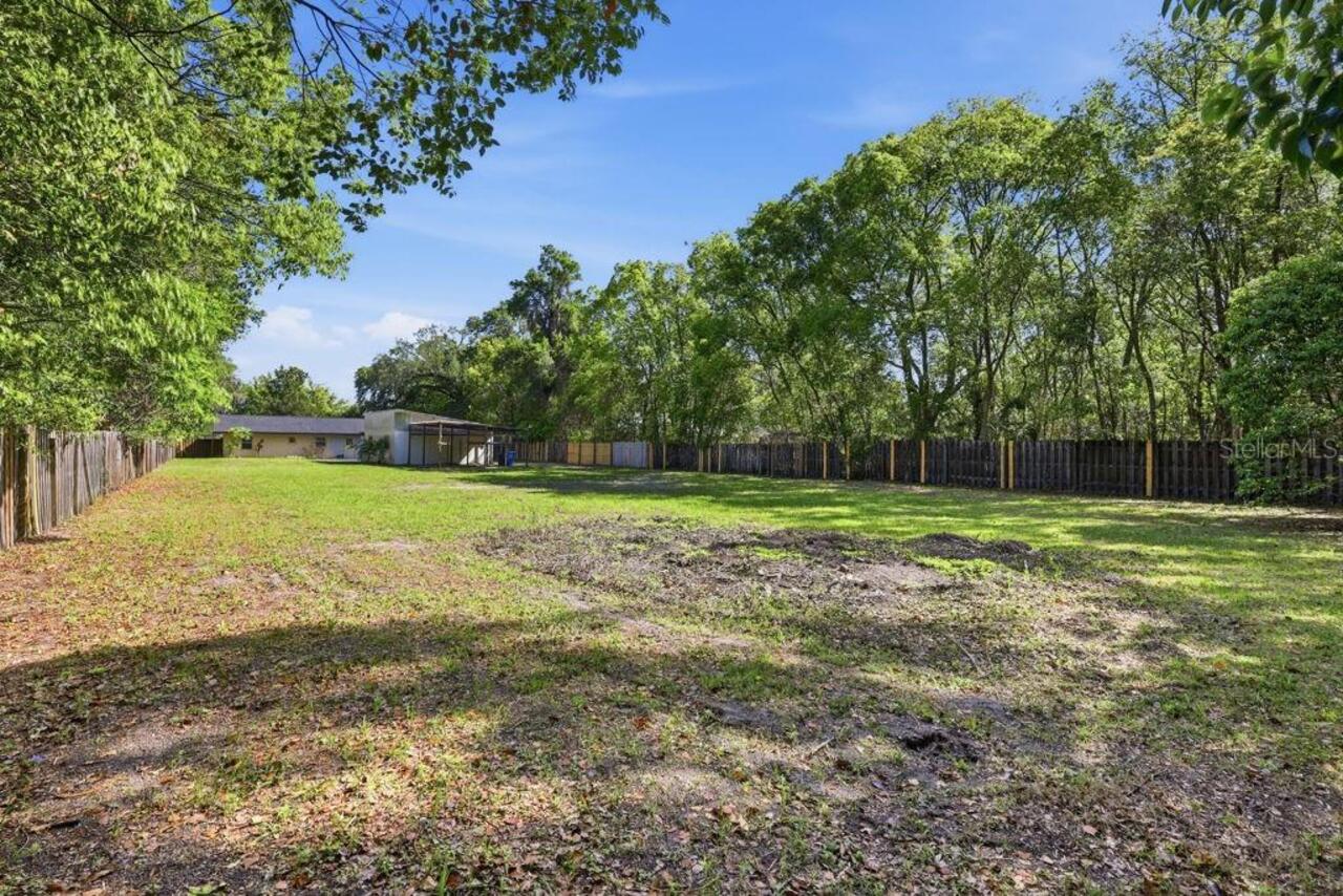 Listing Photo 16