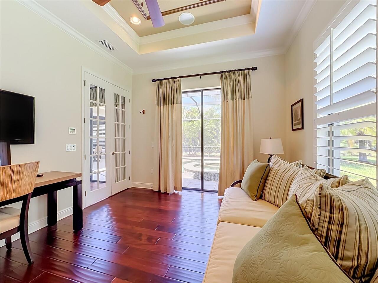 Listing Photo 22