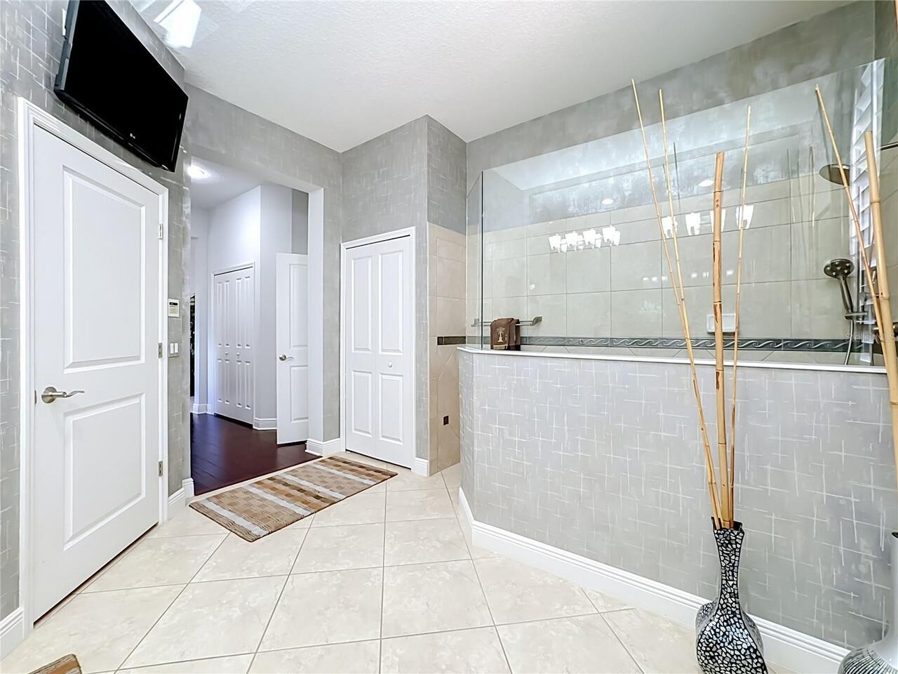 Listing Photo 34