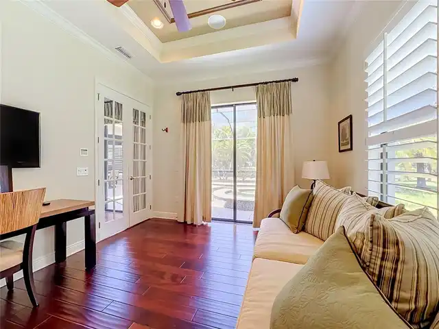 Listing Photo 22