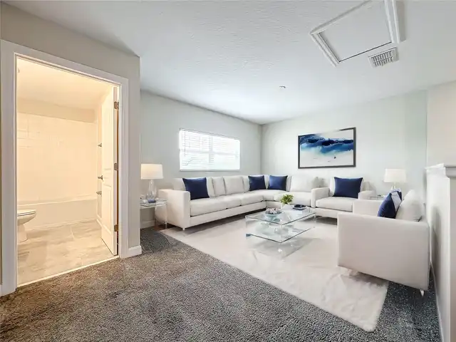 Listing Photo 9