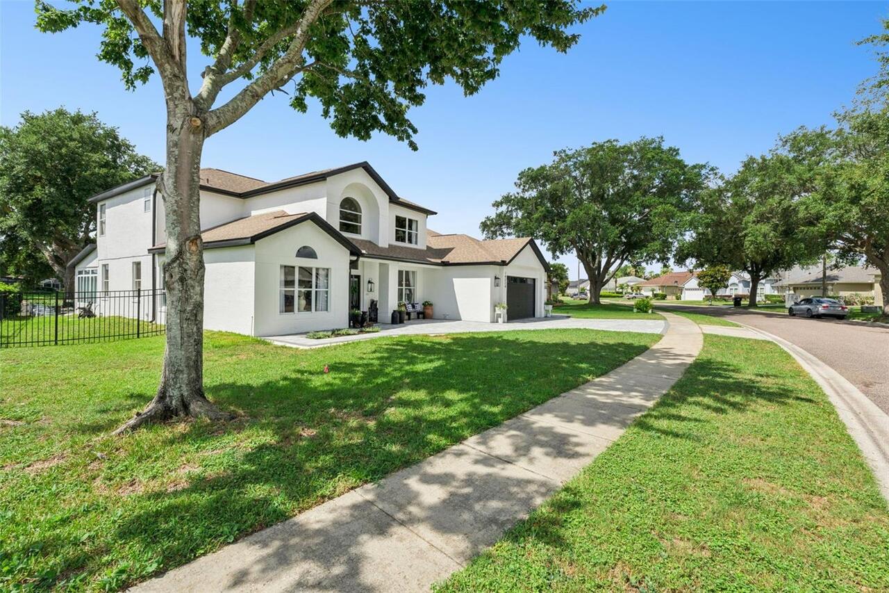 Listing Photo 16