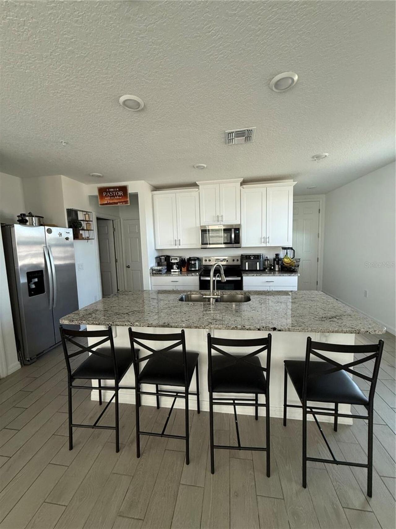 Listing Photo 7