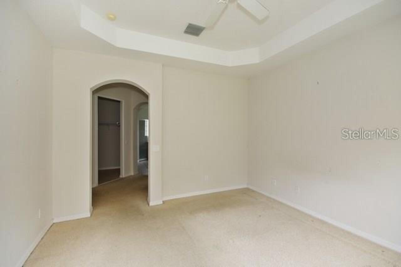 Listing Photo 9