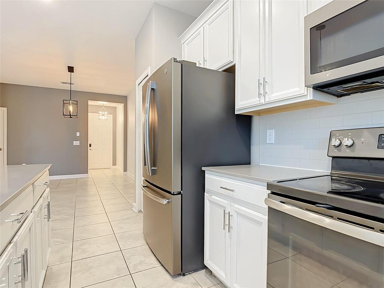 Listing Photo 11