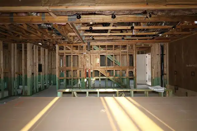Listing Photo 11