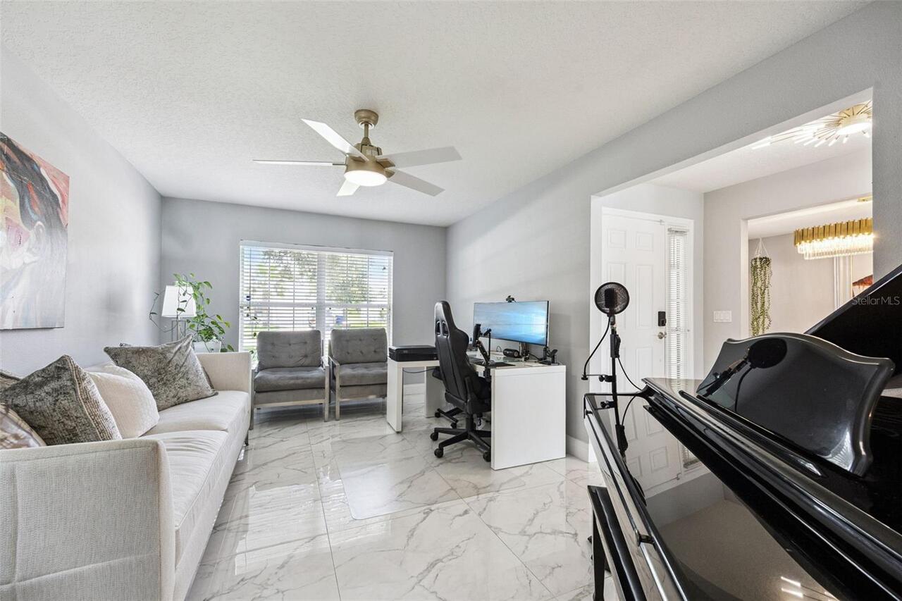 Listing Photo 11