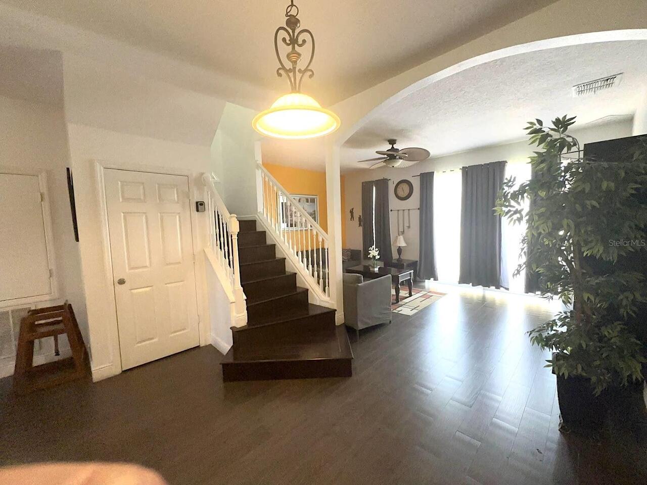 Listing Photo 10