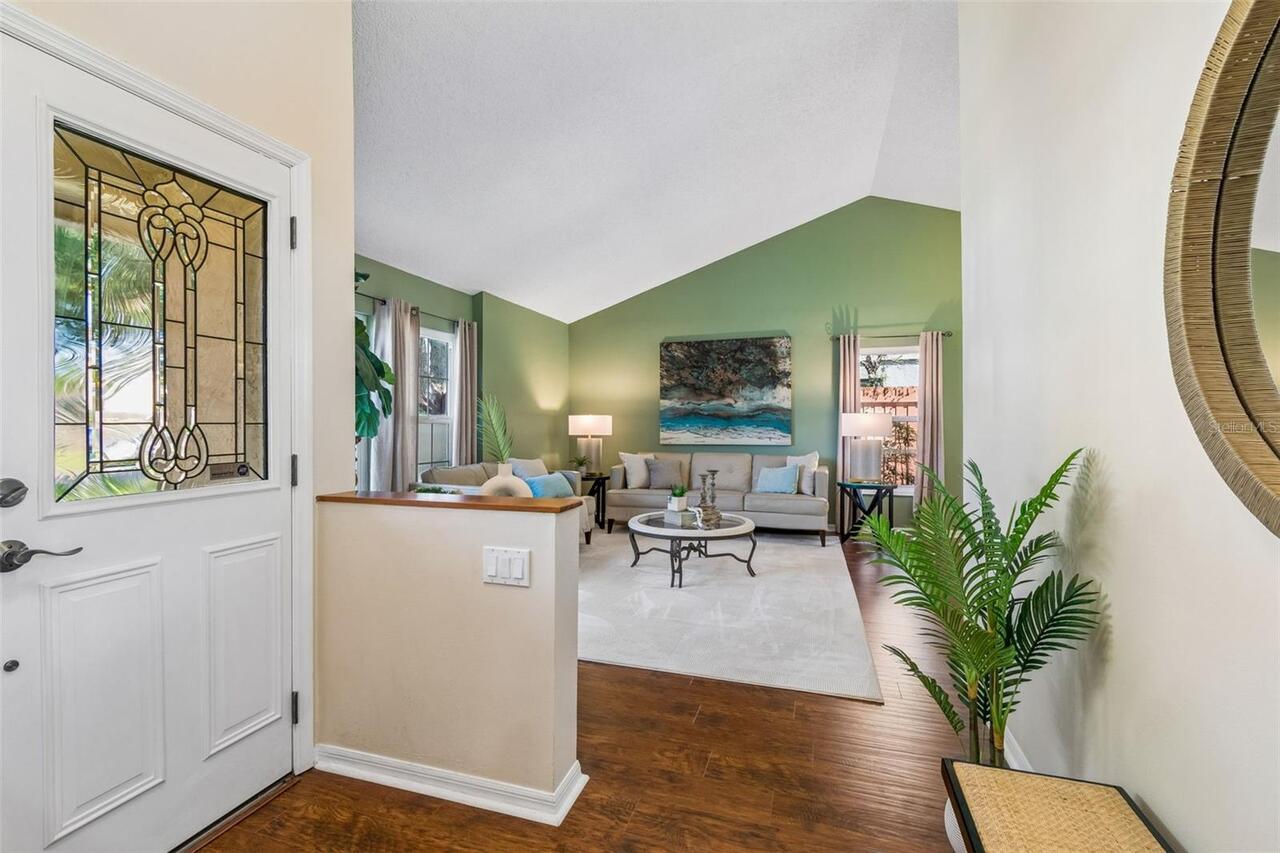 Listing Photo 11