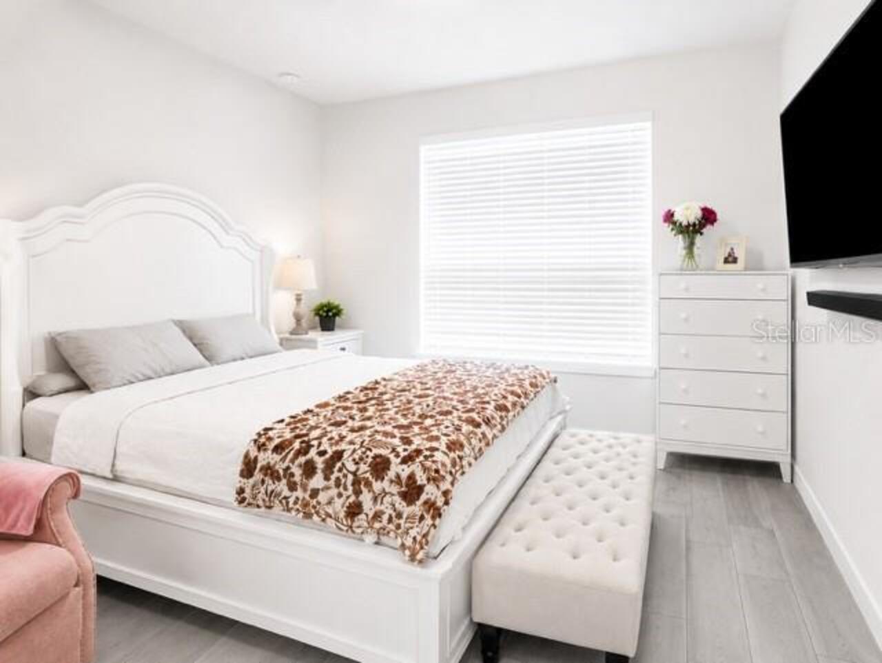 Listing Photo 14