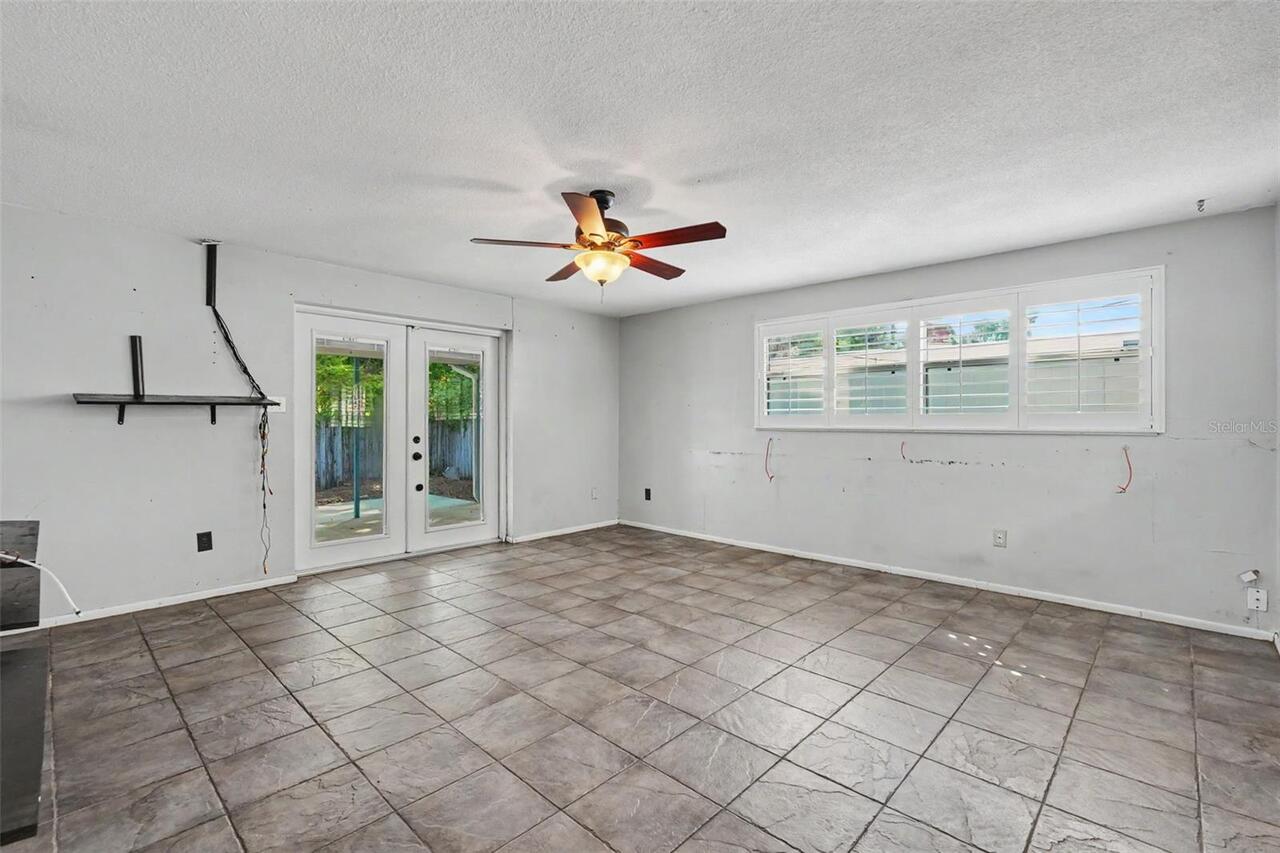 Listing Photo 10