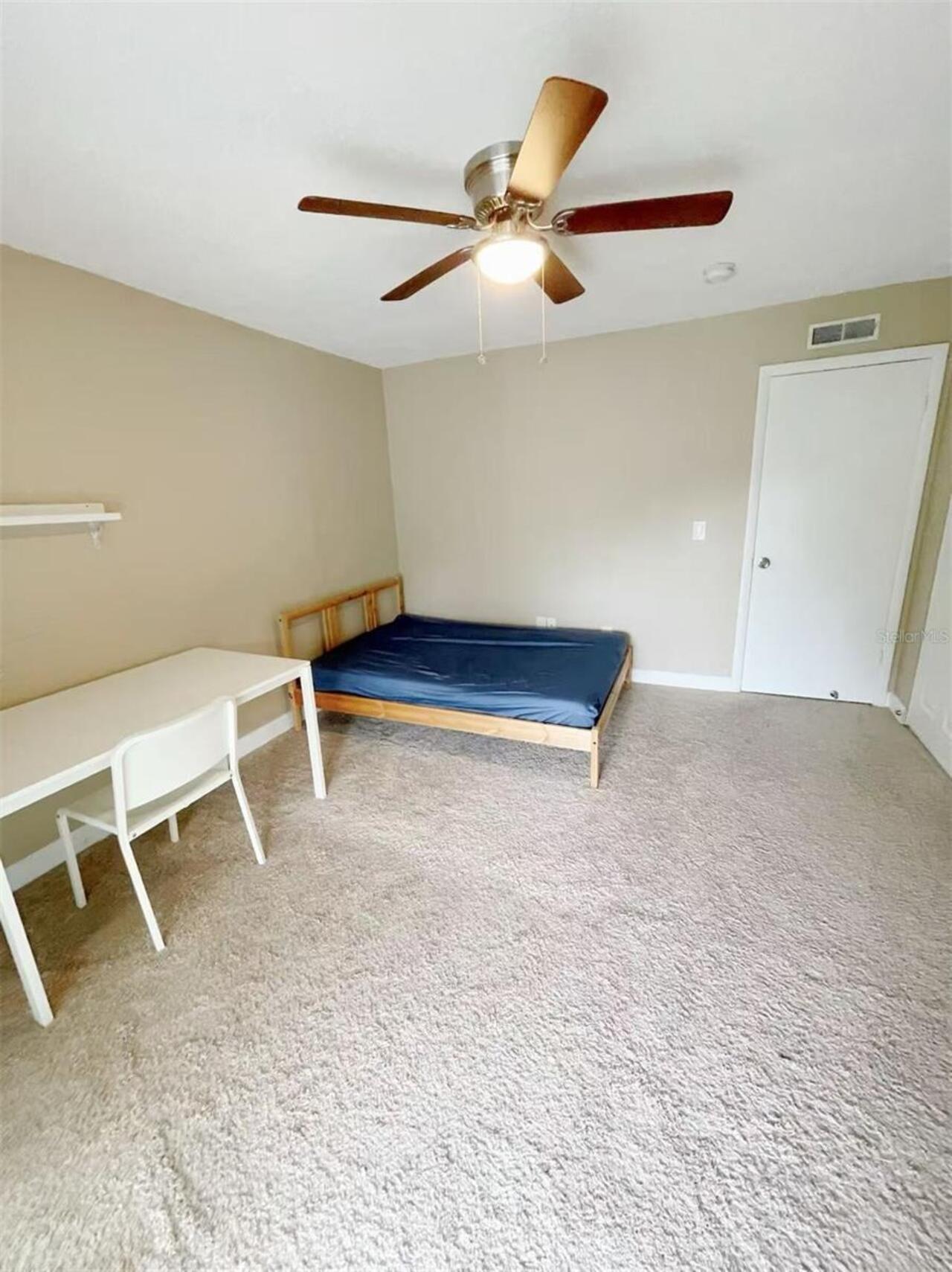 Listing Photo 14