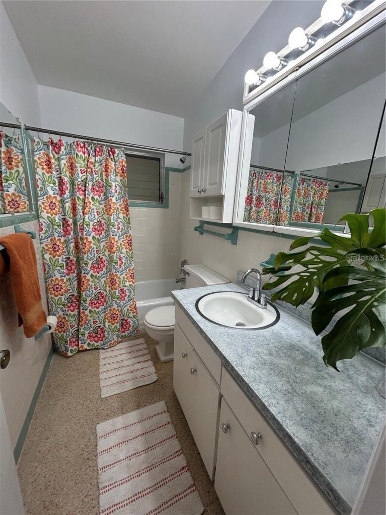 Listing Photo 8
