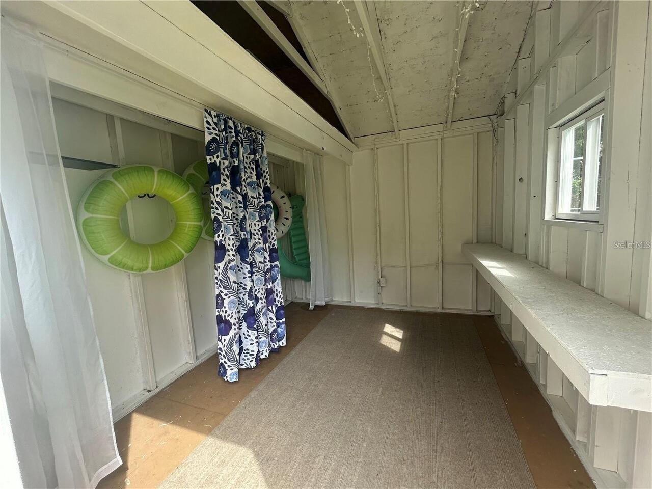 Listing Photo 14