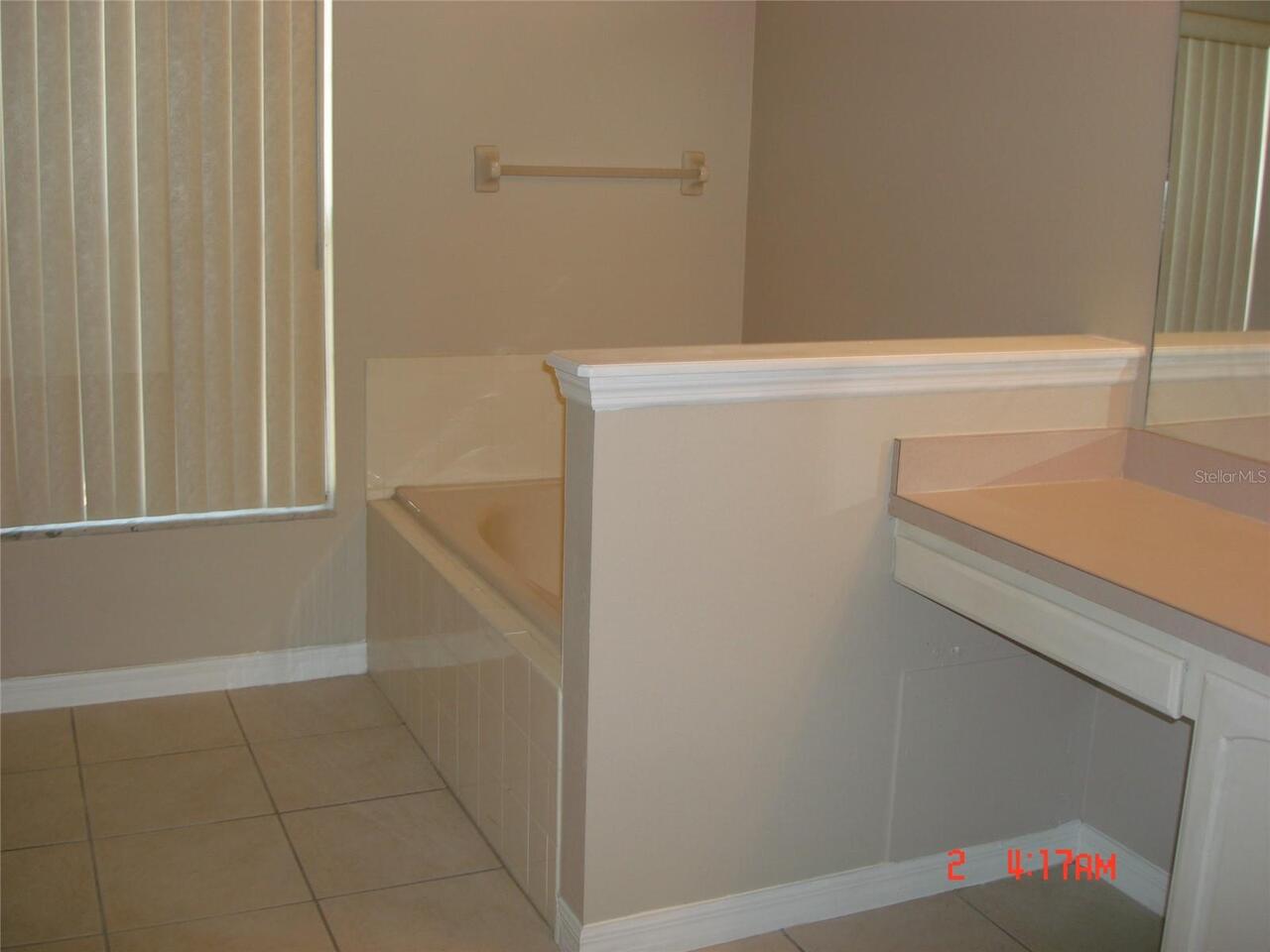 Listing Photo 11
