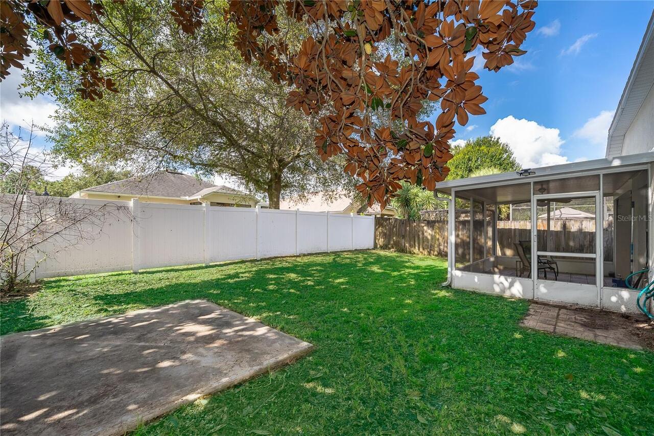 Listing Photo 17