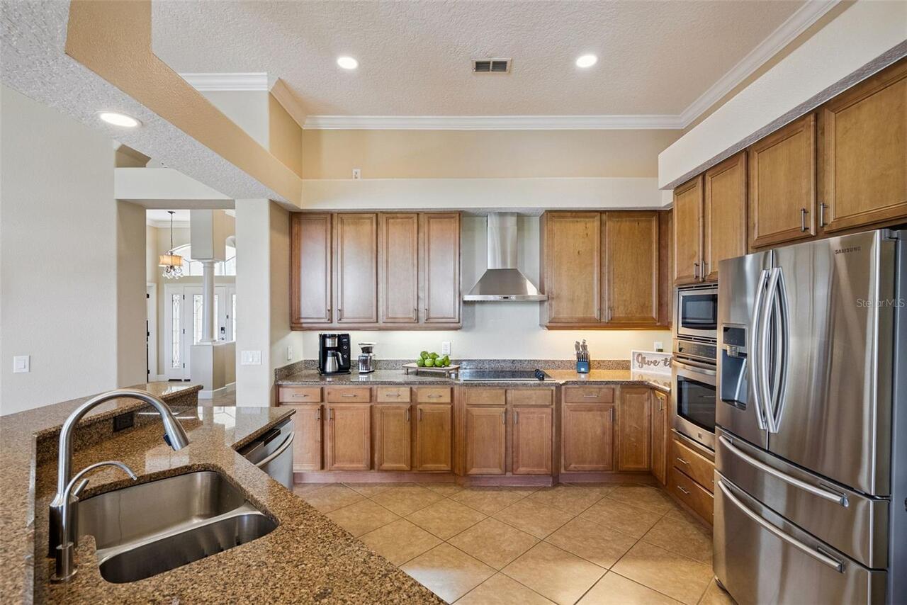 Listing Photo 16