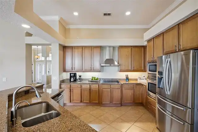 Listing Photo 16