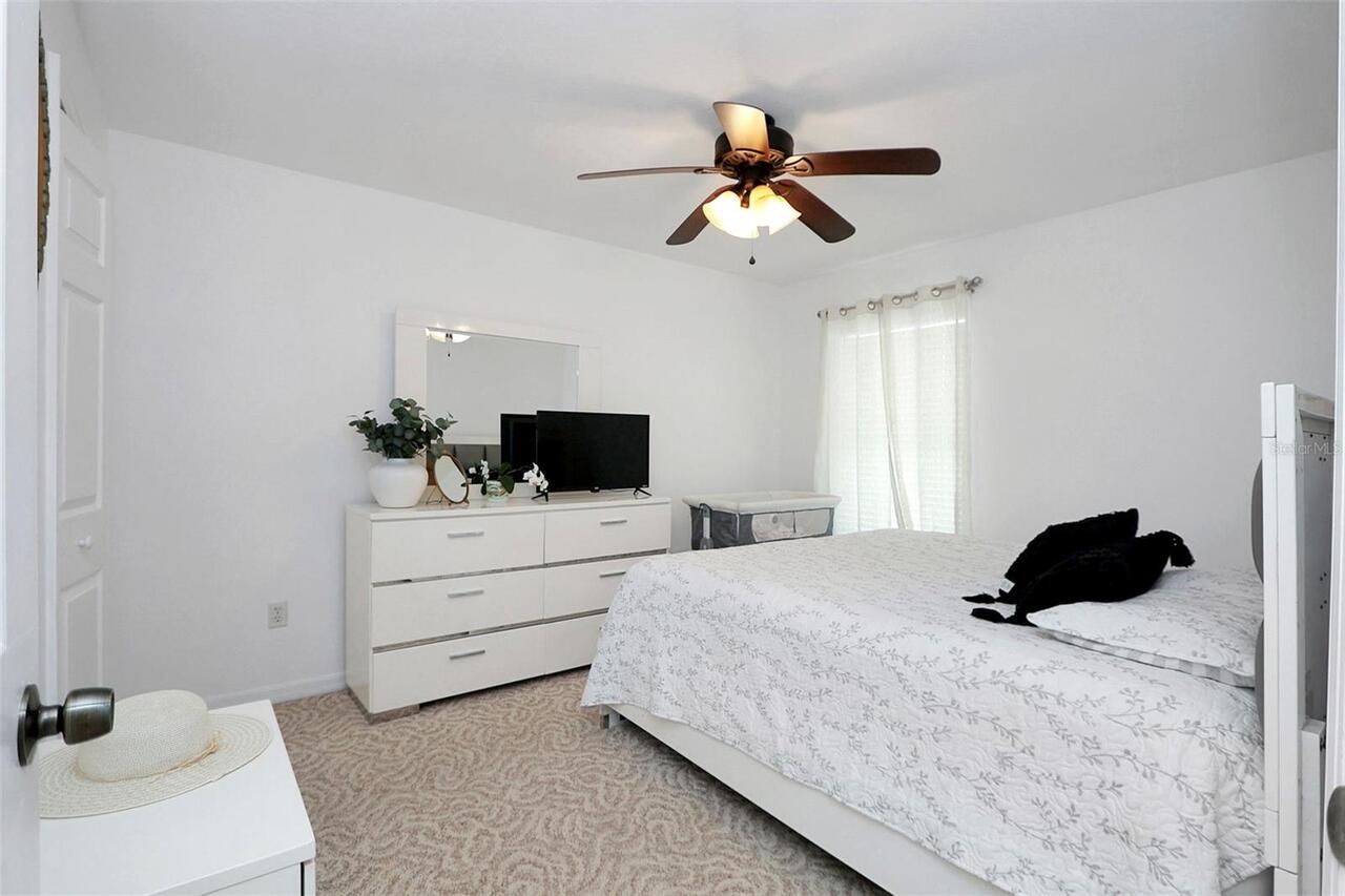 Listing Photo 38