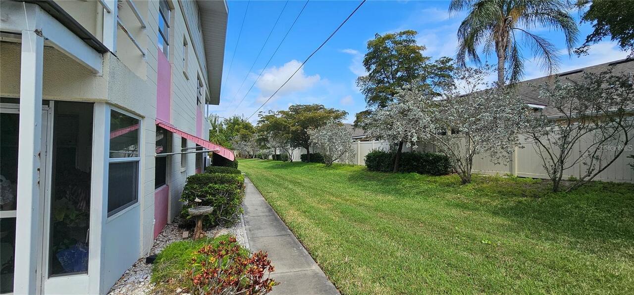 Listing Photo 12