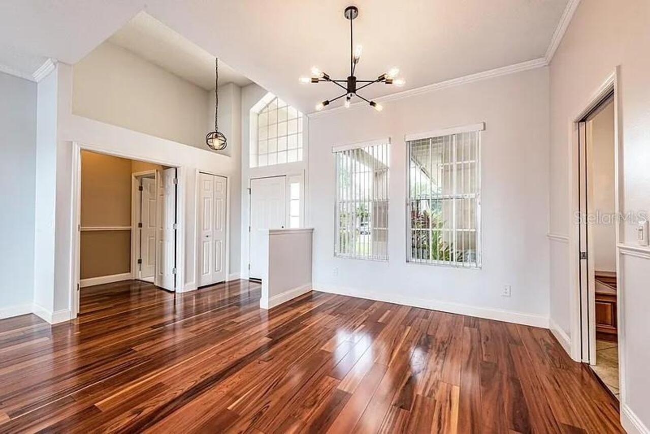 Listing Photo 10