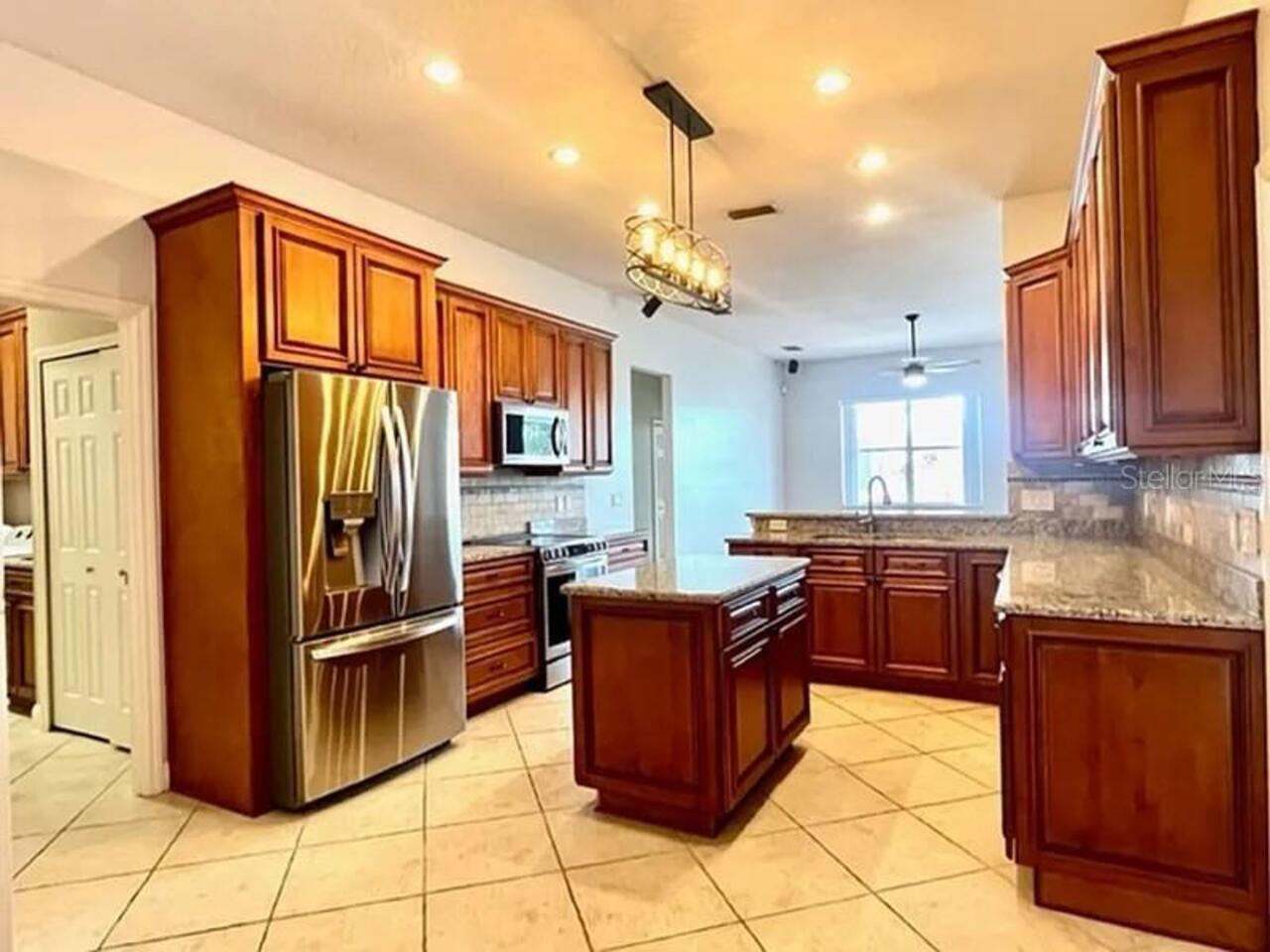 Listing Photo 18