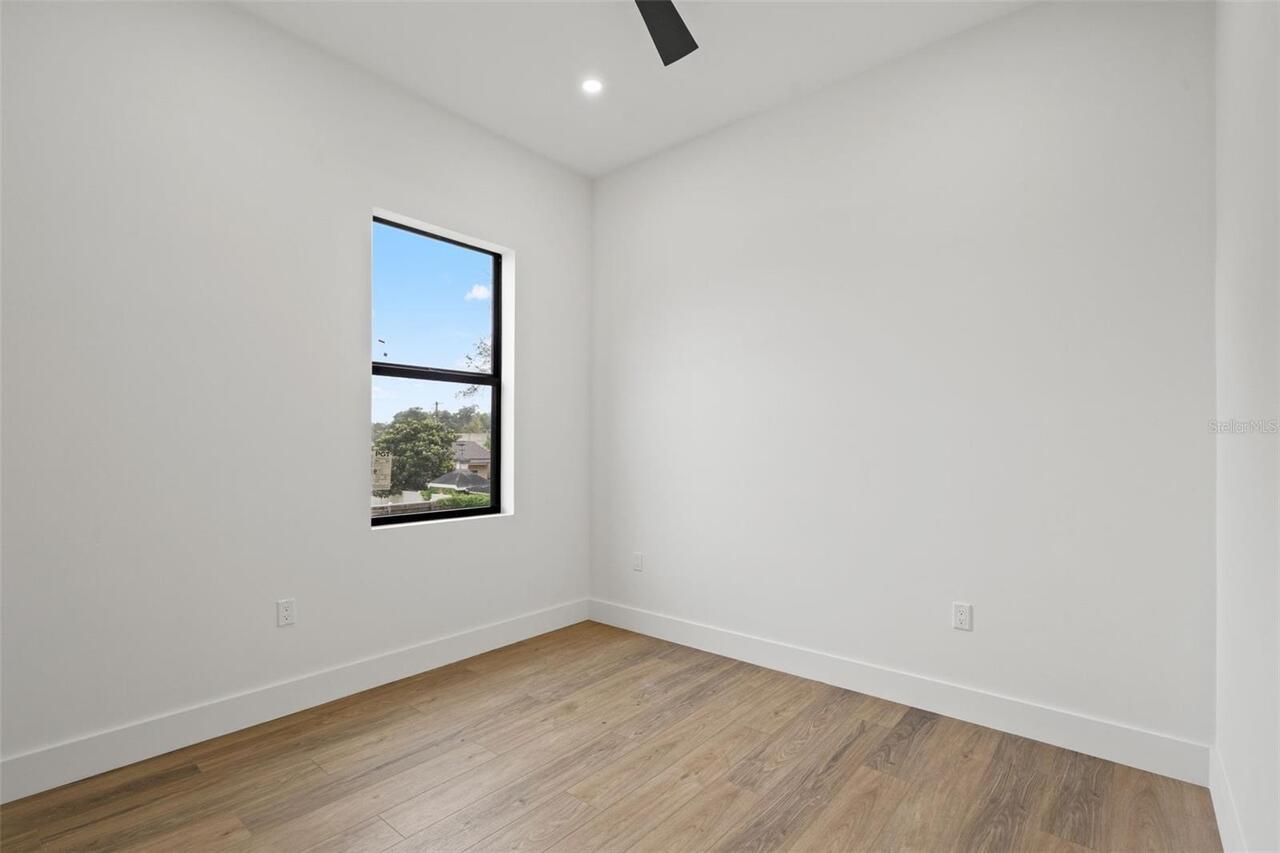 Listing Photo 41
