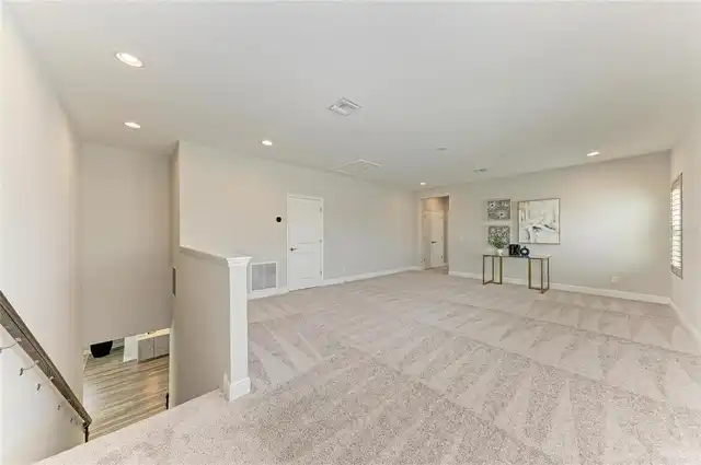 Listing Photo 43