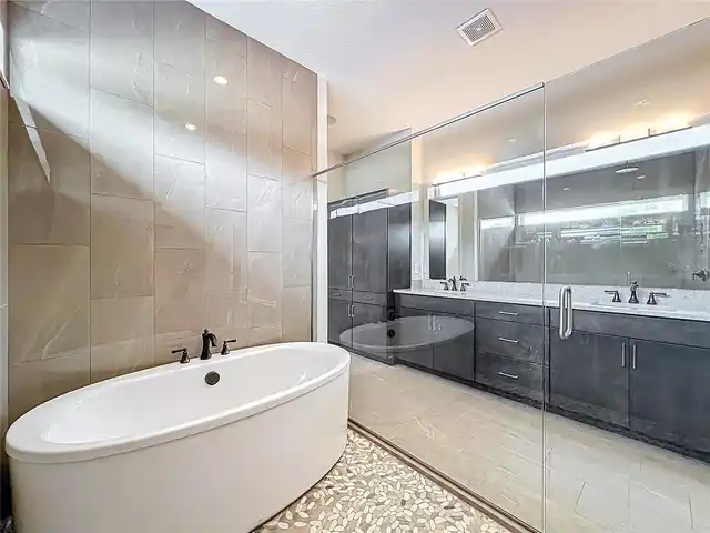 Listing Photo 70