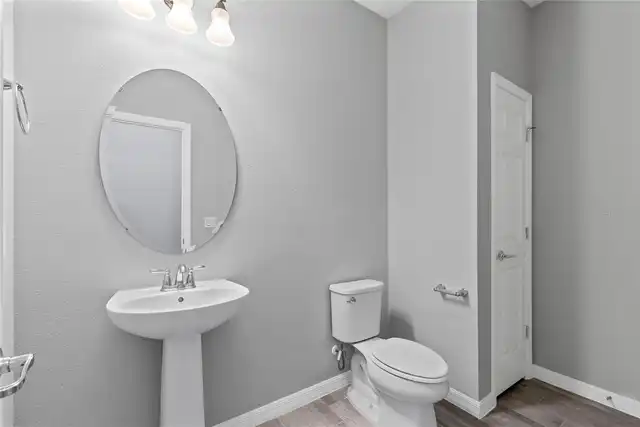 Listing Photo 17