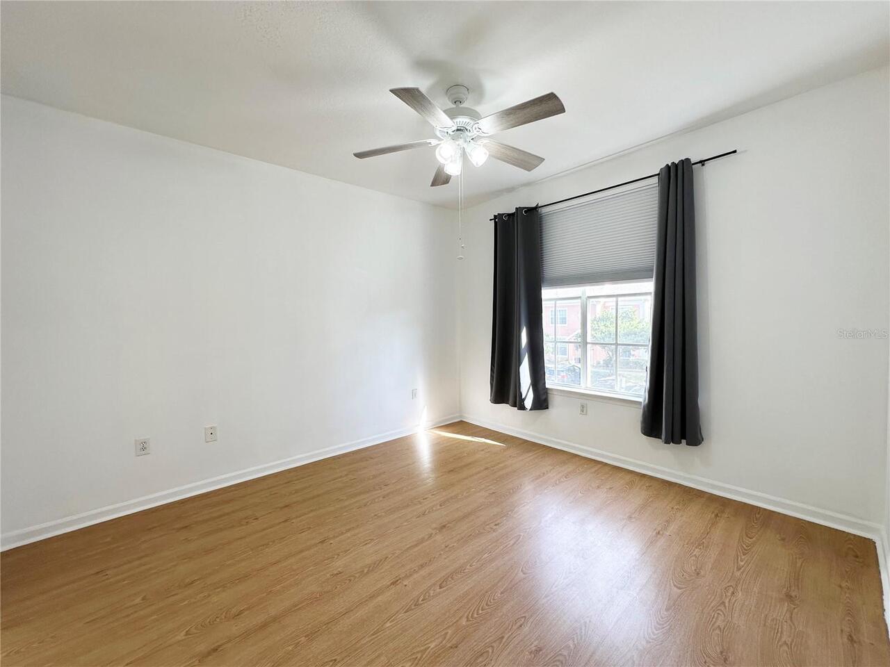 Listing Photo 7