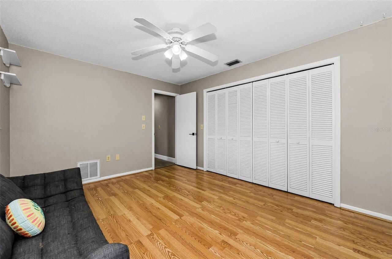 Listing Photo 28