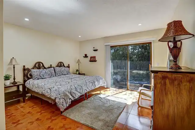 Listing Photo 23