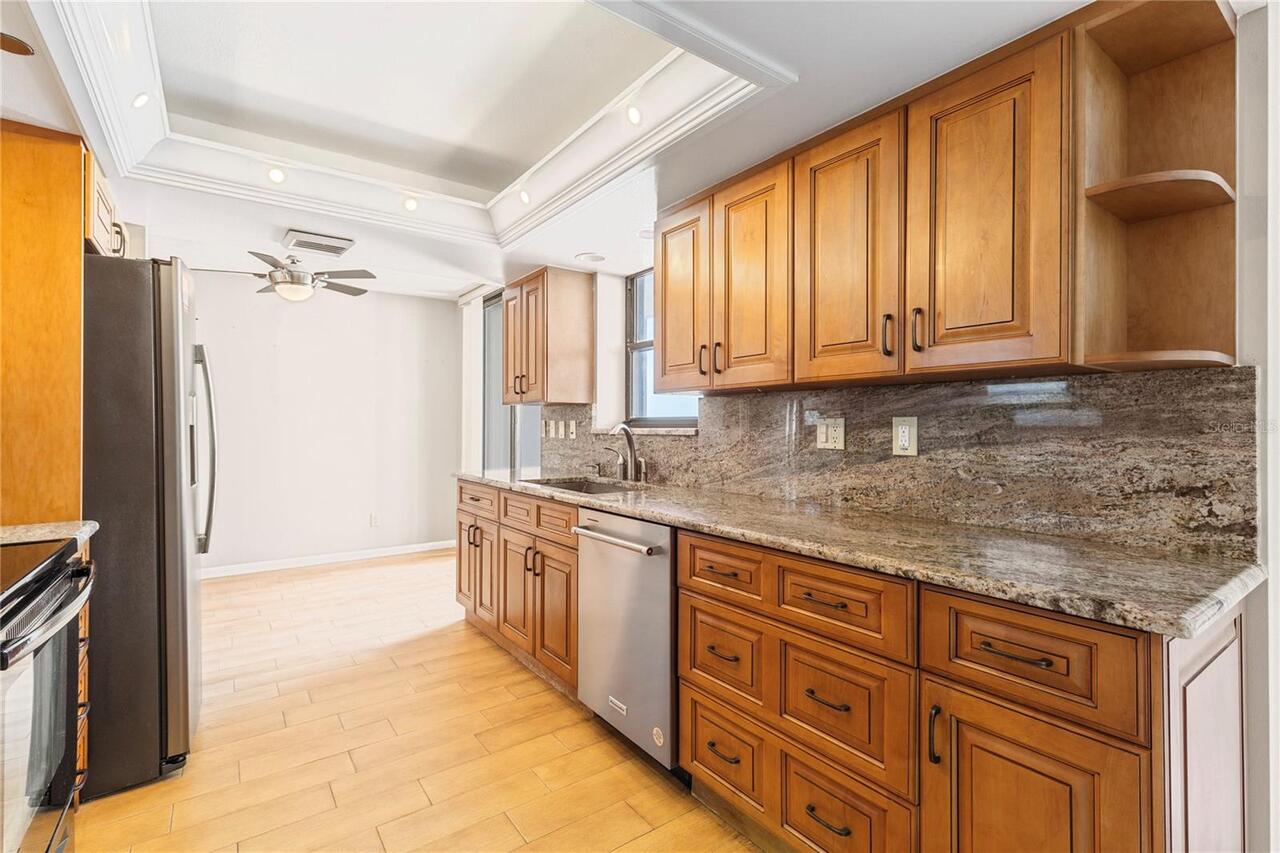 Listing Photo 18