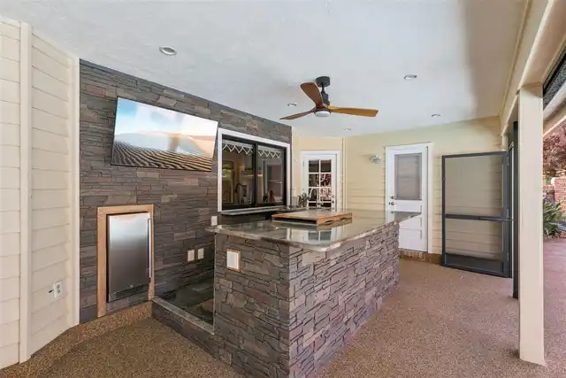 Listing Photo 35