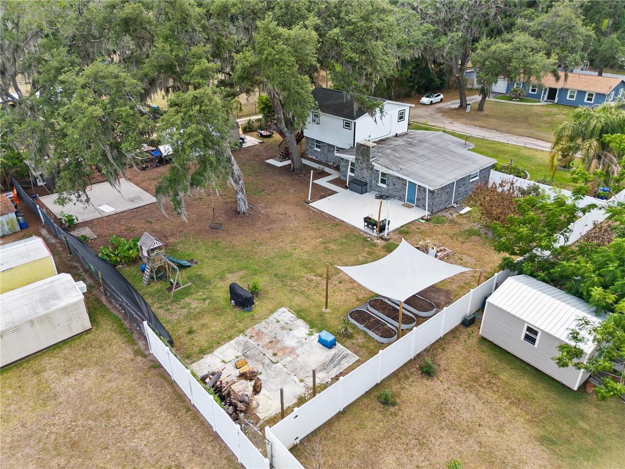 Listing Photo 8