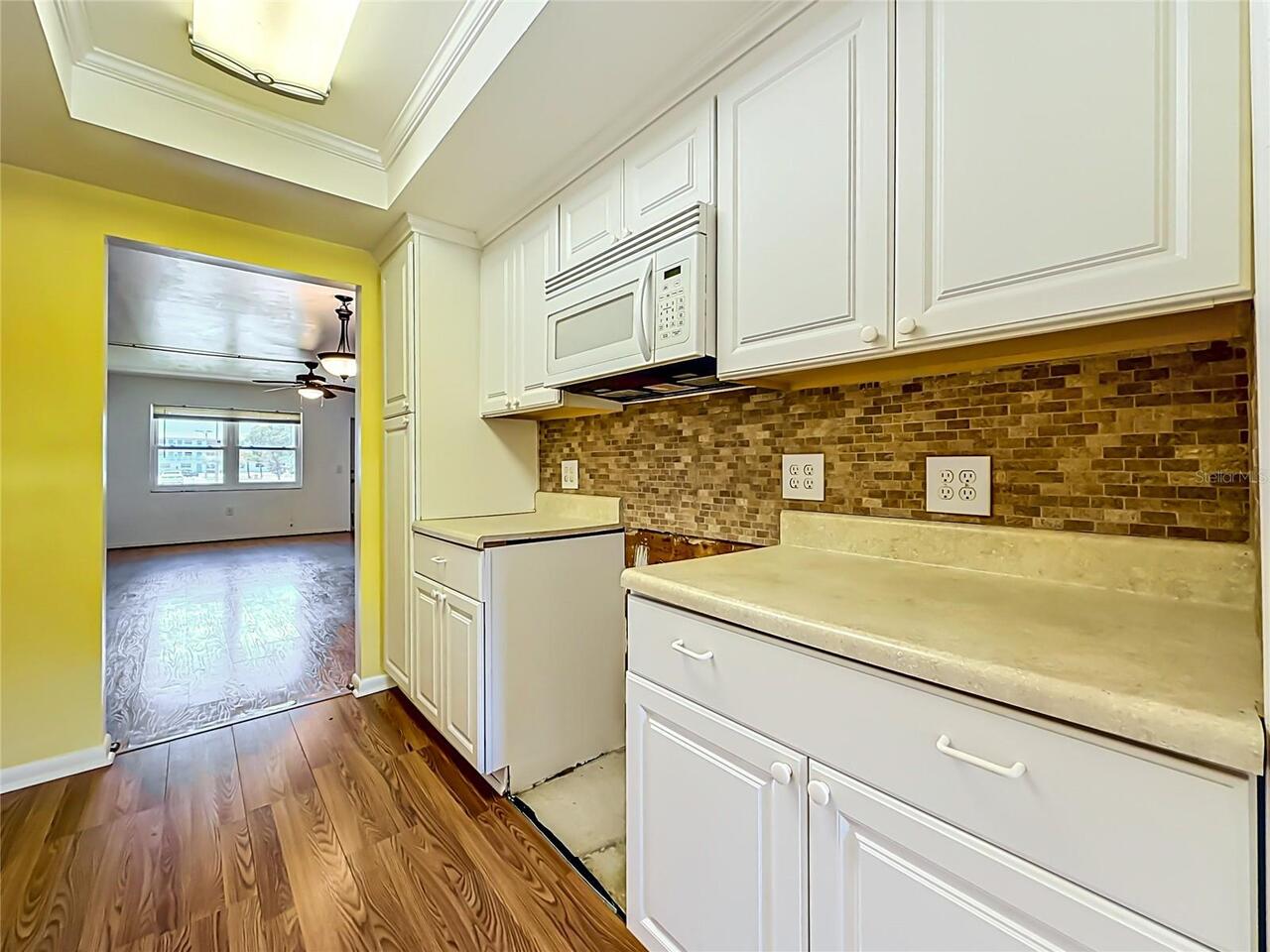 Listing Photo 14