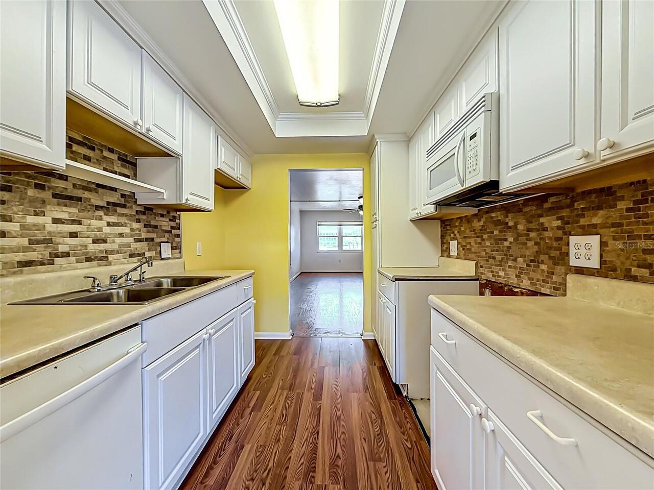 Listing Photo 15